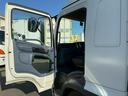 良質な車両を格安にてご提供!BeeTrcukは、自社で直接買取らせていただいた車両を中間業者を通す事なく直接販売する事が出来る為、良質なトラック、重機を可能な限りお安く販売させていただいております。