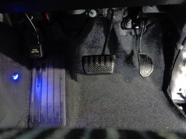 ヴォクシー ZS 煌II フルセグ メモリーナビ DVD再生 ミュージックプレイヤー接続可 後席モニター バックカメラ 衝突被害軽減システム ETC 両側電動スライド LEDヘッドランプ ウオークスルー 乗車定員7人(29枚目)