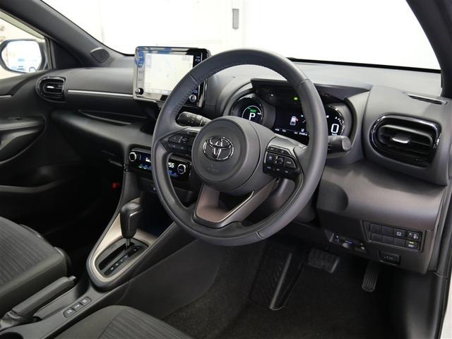 ヤリス ハイブリッドZ メモリーナビ ミュージックプレイヤー接続可 衝突被害軽減システム ETC ドラレコ LEDヘッドランプ ワンオーナー(6枚目)