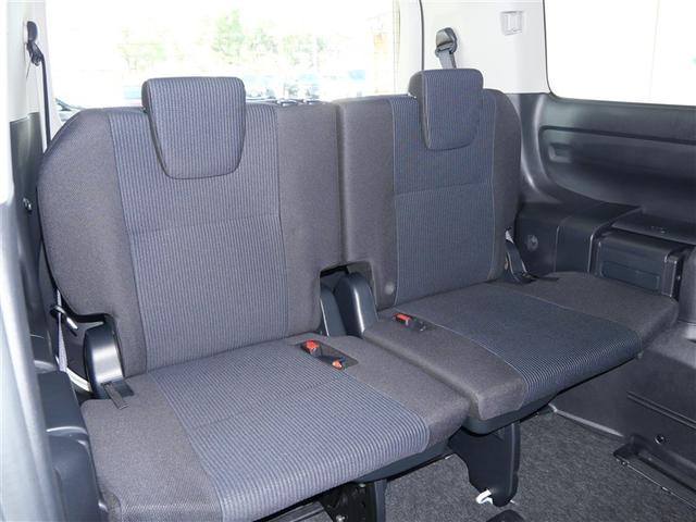 ヴォクシー X フルセグ メモリーナビ DVD再生 ミュージックプレイヤー接続可 バックカメラ 衝突被害軽減システム ETC 電動スライドドア LEDヘッドランプ ウオークスルー 乗車定員7人 3列シート(9枚目)