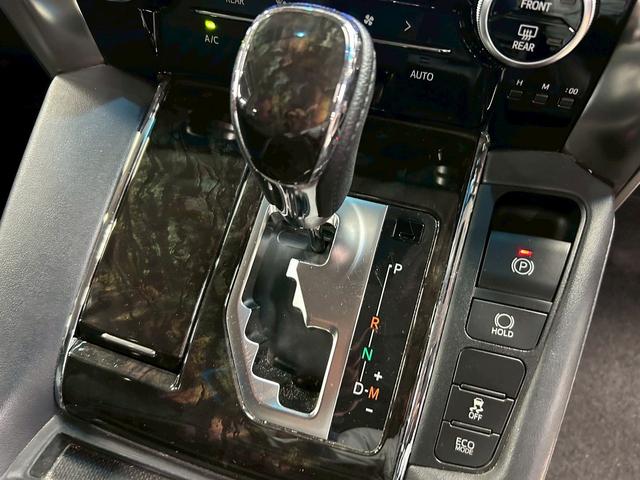 アルファード ２．５Ｓ　Ｃパッケージ　（禁煙車）（黒半革シート）（両側パワースライド）（純正ＳＤナビ）（クリアランスソナー）（シートメモリー）（クルーズコントロール）（パワーバックドア）（オットマン）（フルセグＴＶ）（純正１８インチＡＷ）（46枚目）