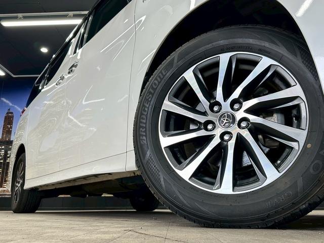 アルファードハイブリッド ＳＲ　トヨタセーフティーセンス（禁煙車）（黒半革）（４ＷＤ）（両側パワースライドドア）（後席モニター）（純正ナビ）（ＥＴＣ）（パワーシート）（シートメモリー）（クリアランスソナー）（純正１７インチＡＷ）（18枚目）