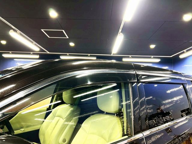 エルグランド ＶＩＰ　（禁煙車）（後期型）（ＶＩＰ）（４人乗り）（両側電動スライドドア）（サンルーフ）（後席モニター）（メーカーナビ）（全方位カメラ）（エマージェンシーブレーキ）（ＢＯＳＥオーディオ）（純正１８インチＡＷ）（45枚目）