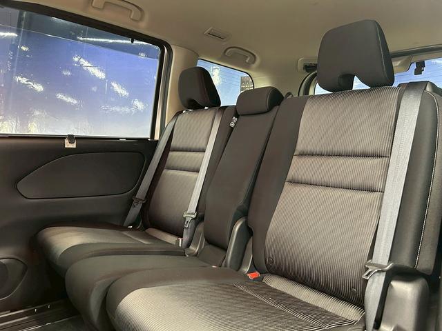 セレナ ハイウェイスターＶ　（禁煙車）（後期型）（エマージェンシーブレーキ）（両側パワースライドドア）（メーカーＳＤナビ）（プロパイロット）（全周囲カメラ）（レーダークルーズ）（クリアランスソナー）（ＥＴＣ）（純正１６インチＡＷ（36枚目）