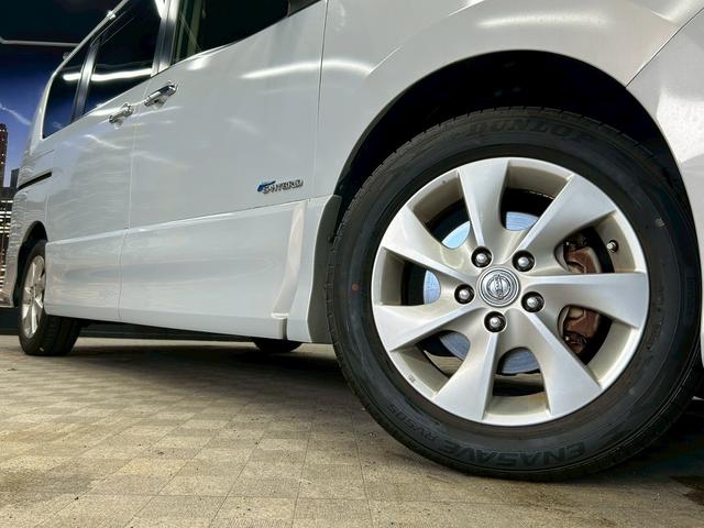 セレナ ハイウェイスター　Ｓ－ハイブリッド　（禁煙車）（両側パワースライドドア）（社外ＳＤナビ）（クルーズコントロール）（ＥＴＣ）（ウォークスルー）（オートライト）（フルセグＴＶ）（スマートキー）（Ｂｌｕｅｔｏｏｔｈ）（純正１６インチＡＷ）（11枚目）