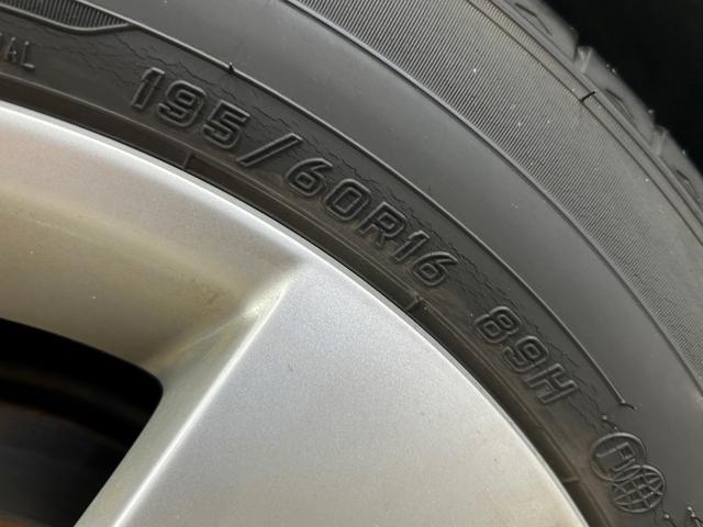 セレナ ハイウェイスター　Ｓ－ハイブリッド　（禁煙車）（両側パワースライドドア）（社外ＳＤナビ）（クルーズコントロール）（ＥＴＣ）（ウォークスルー）（オートライト）（フルセグＴＶ）（スマートキー）（Ｂｌｕｅｔｏｏｔｈ）（純正１６インチＡＷ）（25枚目）