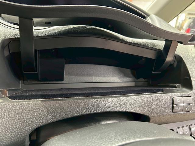 セレナ ハイウェイスター　Ｓ－ハイブリッド　（禁煙車）（両側パワースライドドア）（社外ＳＤナビ）（クルーズコントロール）（ＥＴＣ）（ウォークスルー）（オートライト）（フルセグＴＶ）（スマートキー）（Ｂｌｕｅｔｏｏｔｈ）（純正１６インチＡＷ）（58枚目）