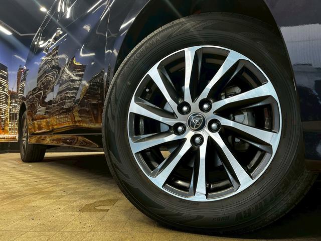 アルファードハイブリッド ＳＲ　（禁煙車）（４ＷＤ）（黒ハーフレザーシート）（両側パワースライド）（純正ナビ）（後席モニター）（クルーズコントロール）（ビルトインＥＴＣ）（パワーシート）（シートメモリー）（純正１７インチＡＷ）（19枚目）