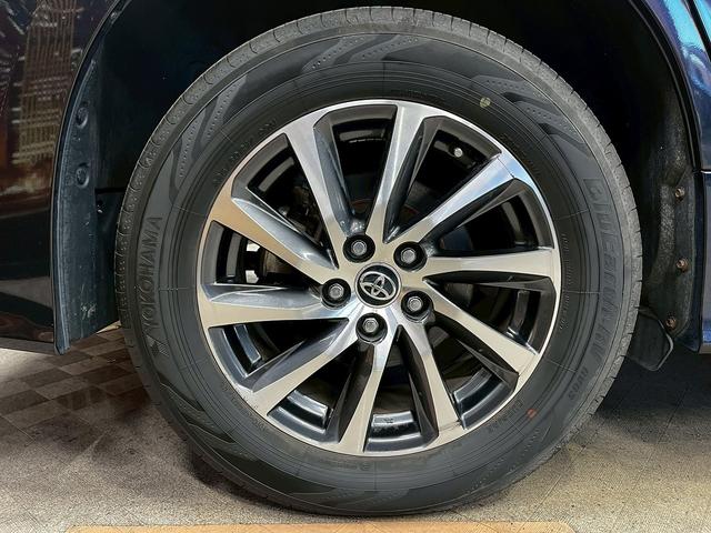 アルファードハイブリッド ＳＲ　（禁煙車）（４ＷＤ）（黒ハーフレザーシート）（両側パワースライド）（純正ナビ）（後席モニター）（クルーズコントロール）（ビルトインＥＴＣ）（パワーシート）（シートメモリー）（純正１７インチＡＷ）（62枚目）
