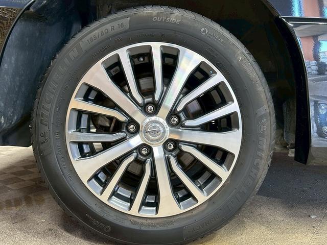セレナ ハイウェイスター Vセレ+セーフティ SHV Aセフ (後期型)(両側パワースライド)(純正HDDナビ)(クルーズコントロール)(エマージェンシーブレーキ)(LEDヘッドライト)(ETC)(フルセグTV)(スマートキー&プッシュスタート)(純正16AW)(56枚目)