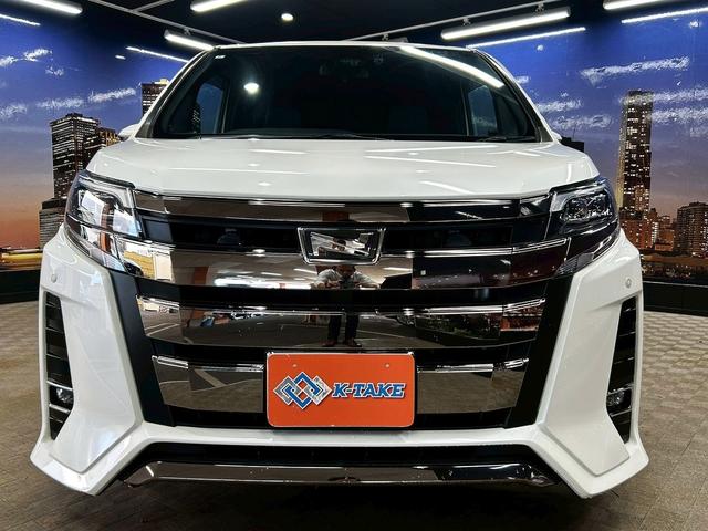 ノア Ｓｉ　ダブルバイビー　（禁煙車）（後期型）（８人乗り）（黒半革シート）（両側パワスラ）（純正ＳＤナビ）（バックカメラ）（クルコン）（プリクラッシュセーフティ）（クリアランスソナー）（ビルトインＥＴＣ）（純正１８インチＡＷ）（23枚目）