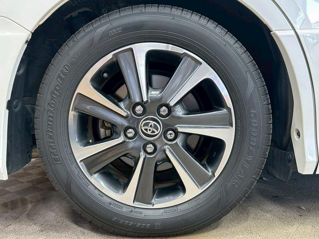 ノア Ｓｉ　ダブルバイビー　（禁煙車）（後期型）（８人乗り）（黒半革シート）（両側パワスラ）（純正ＳＤナビ）（バックカメラ）（クルコン）（プリクラッシュセーフティ）（クリアランスソナー）（ビルトインＥＴＣ）（純正１８インチＡＷ）（57枚目）