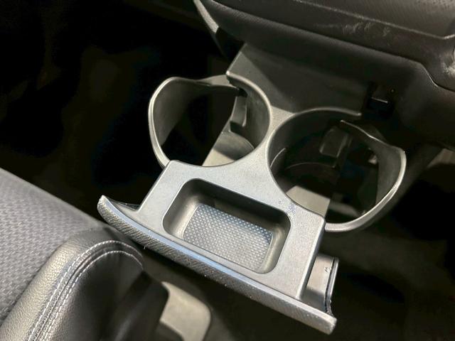 ステップワゴンスパーダ Ｚ　クールスピリット　（禁煙車）（後期型）（両側パワースライド）（黒ハーフレザーシート）（社外ナビ）（クルーズコントロール）（ビルトインＥＴＣ）（アイドリングストップ）（Ｂｌｕｅｔｏｏｔｈ接続）（純正１７インチＡＷ）（30枚目）