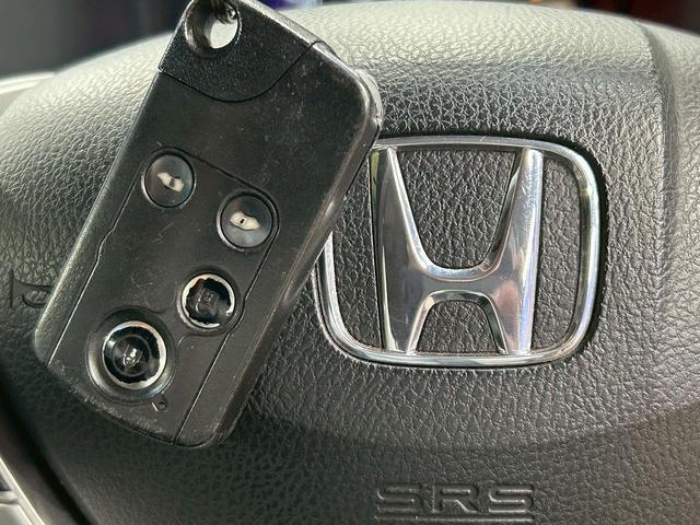 ステップワゴンスパーダ Ｚ　クールスピリット　（禁煙車）（後期型）（両側パワースライド）（黒ハーフレザーシート）（社外ナビ）（クルーズコントロール）（ビルトインＥＴＣ）（アイドリングストップ）（Ｂｌｕｅｔｏｏｔｈ接続）（純正１７インチＡＷ）（48枚目）