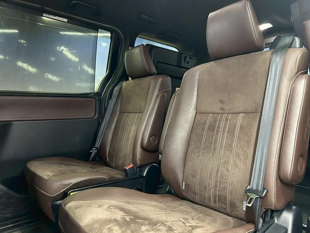 エスクァイア Ｇｉ　プレミアムパッケージ　トヨタセーフティセンス（禁煙車）（後期型）（黒半革シート）（純正フリップダウン）（両側パワースライド）（純正ＳＤナビ）（コーナーセンサー）（シートヒーター）（ビルトインＥＴＣ）（純正１５インチＡＷ）（46枚目）