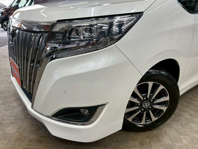 エスクァイア Ｇｉ　プレミアムパッケージ　トヨタセーフティセンス（禁煙車）（後期型）（黒半革シート）（純正フリップダウン）（両側パワースライド）（純正ＳＤナビ）（コーナーセンサー）（シートヒーター）（ビルトインＥＴＣ）（純正１５インチＡＷ）（58枚目）