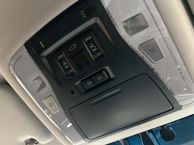 ヴェルファイア ２．５Ｚ　Ｇエディション　（禁煙車）（後期型）（フリップダウン）（両側パワスラ）（黒半革シート）（アルパインナビ）（バックカメラ）（レーダークルーズ）（シートメモリ）（シートヒーター）（コーナーセンサー）（純正１８ＡＷ）（39枚目）