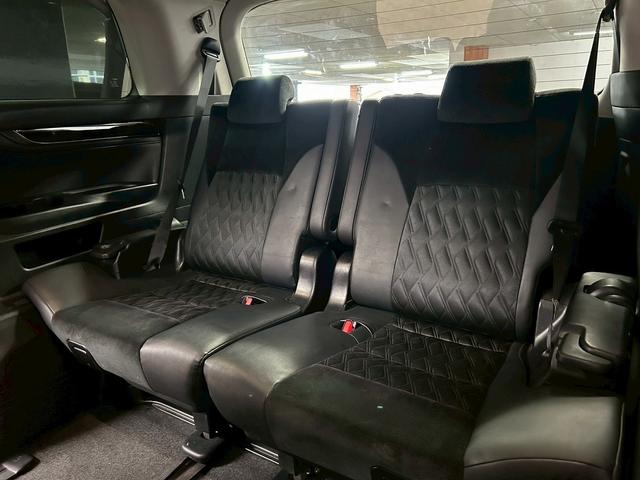 ヴェルファイア ２．５Ｚ　Ｇエディション　（禁煙車）（後期型）（フリップダウン）（両側パワスラ）（黒半革シート）（アルパインナビ）（バックカメラ）（レーダークルーズ）（シートメモリ）（シートヒーター）（コーナーセンサー）（純正１８ＡＷ）（57枚目）