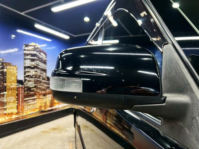 セレナ ライダー　ブラックライン　（禁煙車）（両側パワースライド）（純正ＳＤナビ）（バックカメラ）（クルーズコントロール）（ビルトインＥＴＣ）（ＨＩＤヘッド）（スマートキー＆プッシュスタート）（フォグランプ）（純正１６インチＡＷ）（14枚目）