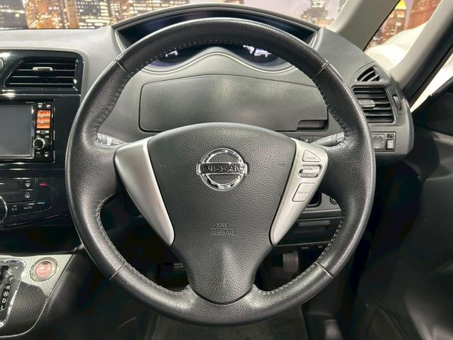 セレナ ライダー　ブラックライン　（禁煙車）（両側パワースライド）（純正ＳＤナビ）（バックカメラ）（クルーズコントロール）（ビルトインＥＴＣ）（ＨＩＤヘッド）（スマートキー＆プッシュスタート）（フォグランプ）（純正１６インチＡＷ）（28枚目）