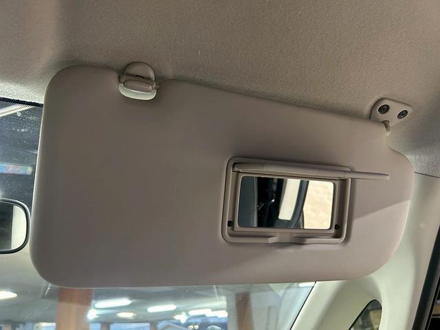 セレナ ライダー　ブラックライン　（禁煙車）（両側パワースライド）（純正ＳＤナビ）（バックカメラ）（クルーズコントロール）（ビルトインＥＴＣ）（ＨＩＤヘッド）（スマートキー＆プッシュスタート）（フォグランプ）（純正１６インチＡＷ）（38枚目）