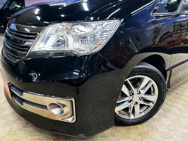 セレナ ライダー　ブラックライン　（禁煙車）（両側パワースライド）（純正ＳＤナビ）（バックカメラ）（クルーズコントロール）（ビルトインＥＴＣ）（ＨＩＤヘッド）（スマートキー＆プッシュスタート）（フォグランプ）（純正１６インチＡＷ）（50枚目）