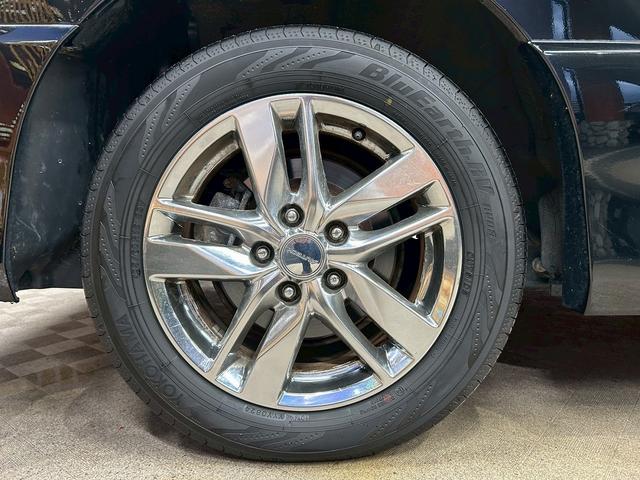 セレナ ライダー　ブラックライン　（禁煙車）（両側パワースライド）（純正ＳＤナビ）（バックカメラ）（クルーズコントロール）（ビルトインＥＴＣ）（ＨＩＤヘッド）（スマートキー＆プッシュスタート）（フォグランプ）（純正１６インチＡＷ）（56枚目）