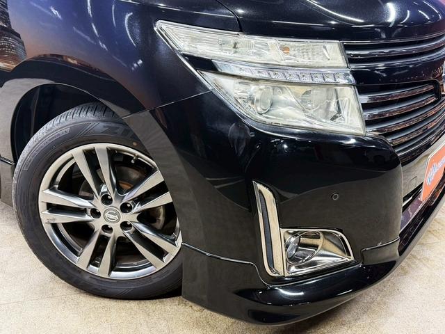 エルグランド ２５０ハイウェイスターアーバンクロム　（禁煙車）（両側パワースライド）（フリップダウンモニター）（メーカーＨＤＤナビ）（アラウンドビューモニター）（ハーフレザー）（ビルトインＥＴＣ）（ＨＩＤヘッド）（オットマン）（純正１８インチＡＷ）（58枚目）