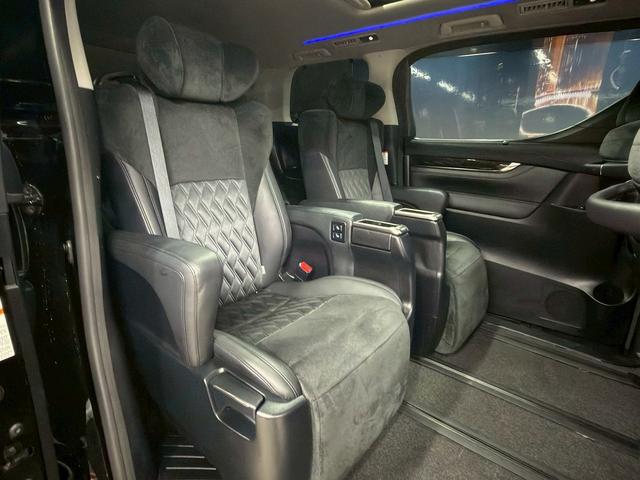 アルファード ２．５Ｓ　Ｃパッケージ　（禁煙車）（サンルーフ）（ハーフレザー）（フリップダウンモニター）（両側パワスラ）（純正ＳＤナビ）（バックカメラ）（レーダークルーズ）（パワーシート）（シートメモリー）（ＥＴＣ）（純正１８インチＡＷ）（19枚目）