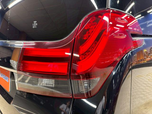 アルファード ２．５Ｓ　Ｃパッケージ　（禁煙車）（サンルーフ）（ハーフレザー）（フリップダウンモニター）（両側パワスラ）（純正ＳＤナビ）（バックカメラ）（レーダークルーズ）（パワーシート）（シートメモリー）（ＥＴＣ）（純正１８インチＡＷ）（55枚目）