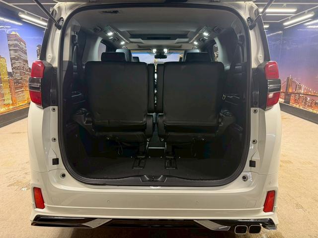 ヴェルファイア ２．５Ｚ　Ａエディション　トヨタセーフティ（禁煙車）（後期型）（モデリスタフルエアロ）（サンルーフ）（両側電動スライドドア）（デジタルインナーミラー）（純正ナビ（レーダークルーズ）（オットマン）（ＥＴＣ）（社外１９インチＡＷ）（18枚目）