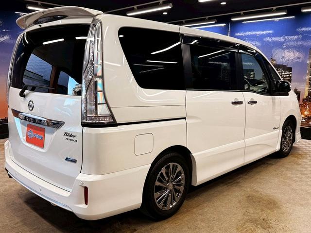 セレナ ライダーブラックラインＳ－ＨＶアドバンスドセーフティ　（禁煙車）（ライダー専用スポイラー）（両側パワースライド）（純正ＳＤナビ）（アラウンドビュー）（クルコン）（ビルトインＥＴＣ）（ＬＥＤヘッド）（スマートキー＆プッシュスタート）（純正１６インチＡＷ）（23枚目）