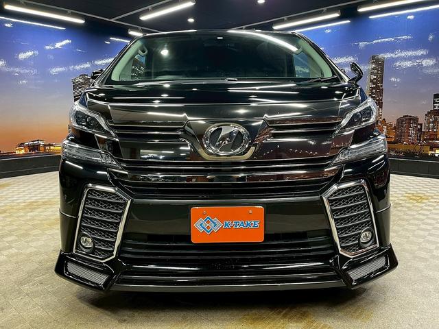 ヴェルファイア ２．５Ｚ　Ｇエディション　（禁煙車）（新品ステアリング）（両側パワスラ）（フリップダウンモニター）（アルパインナビ）（クルーズコントロール）（ビルトインＥＴＣ）（パワーシート）（パワーバックドア）（純正１８インチＡＷ）（22枚目）