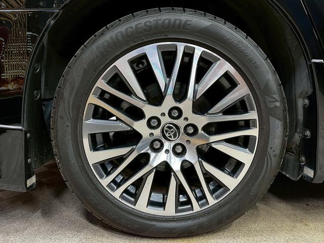 ヴェルファイア ２．５Ｚ　Ｇエディション　（禁煙車）（新品ステアリング）（両側パワスラ）（フリップダウンモニター）（アルパインナビ）（クルーズコントロール）（ビルトインＥＴＣ）（パワーシート）（パワーバックドア）（純正１８インチＡＷ）（58枚目）