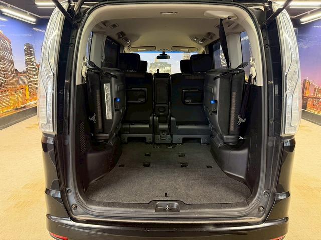 セレナ ハイウェイスター Vセレクション+セーフティ SHV (禁煙車)(後期型)(両側パワースライド)(純正SDナビ)(バックカメラ)(クルーズコントロール)(ビルトインETC)(Bluetooth対応)(スマートキー&プッシュスタート)(純正16インチAW)(16枚目)