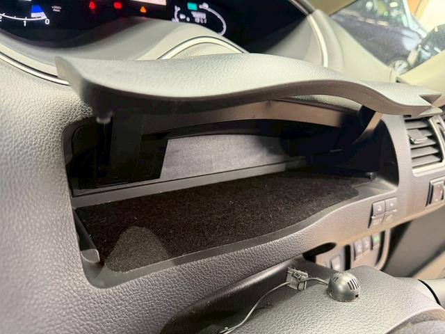 セレナ ハイウェイスター Vセレクション+セーフティ SHV (禁煙車)(後期型)(両側パワースライド)(純正SDナビ)(バックカメラ)(クルーズコントロール)(ビルトインETC)(Bluetooth対応)(スマートキー&プッシュスタート)(純正16インチAW)(46枚目)