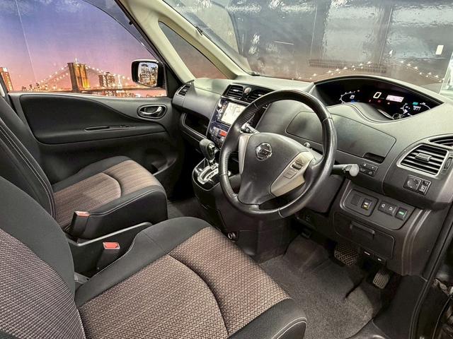 セレナ ハイウェイスター Vセレクション+セーフティ SHV (禁煙車)(後期型)(両側パワースライド)(純正SDナビ)(バックカメラ)(クルーズコントロール)(ビルトインETC)(Bluetooth対応)(スマートキー&プッシュスタート)(純正16インチAW)(52枚目)