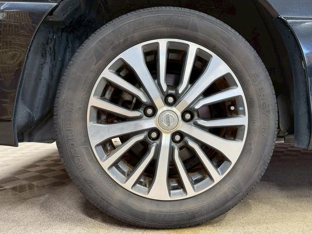 セレナ ハイウェイスター Vセレクション+セーフティ SHV (禁煙車)(後期型)(両側パワースライド)(純正SDナビ)(バックカメラ)(クルーズコントロール)(ビルトインETC)(Bluetooth対応)(スマートキー&プッシュスタート)(純正16インチAW)(61枚目)
