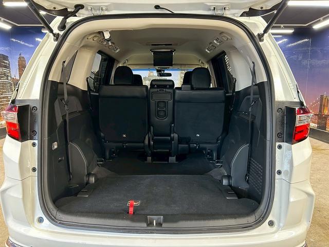 オデッセイ アブソルート　（禁煙車）（黒本革シート）（両側パワスラ）（フリップダウンモニター）（カロッツェリアＳＤナビ）（バックカメラ）（クルーズコントロール）（ビルトインＥＴＣ）（パドルシフト）（純正１７インチＡＷ）（16枚目）