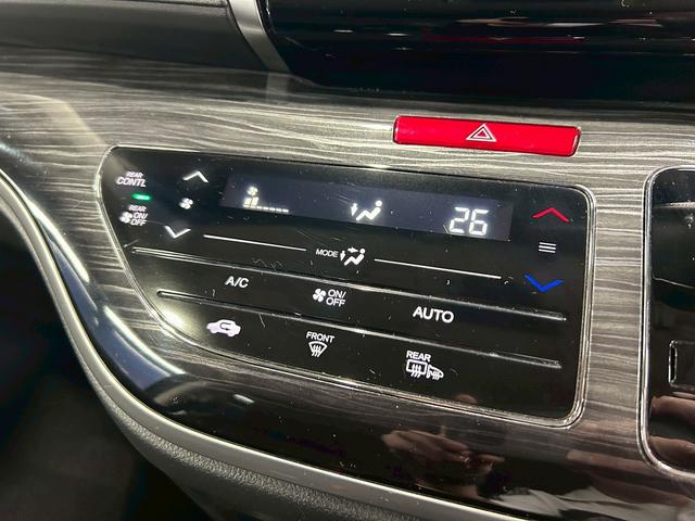 オデッセイ アブソルート　（禁煙車）（黒本革シート）（両側パワスラ）（フリップダウンモニター）（カロッツェリアＳＤナビ）（バックカメラ）（クルーズコントロール）（ビルトインＥＴＣ）（パドルシフト）（純正１７インチＡＷ）（66枚目）