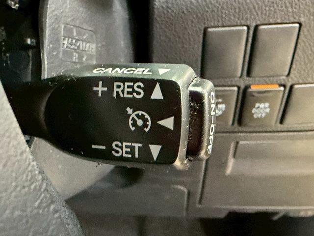 アルファード 2.5S Cパッケージ (禁煙車)(サンルーフ)(両側パワスラ)(純正フリップダウン)(純正SDナビ)(バックカメラ)(クルーズコントロール)(パワーシート)(パワーバックドア)(ビルトインETC)(純正18インチAW)(14枚目)