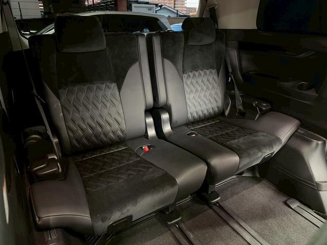 アルファード 2.5S Cパッケージ (禁煙車)(サンルーフ)(両側パワスラ)(純正フリップダウン)(純正SDナビ)(バックカメラ)(クルーズコントロール)(パワーシート)(パワーバックドア)(ビルトインETC)(純正18インチAW)(22枚目)
