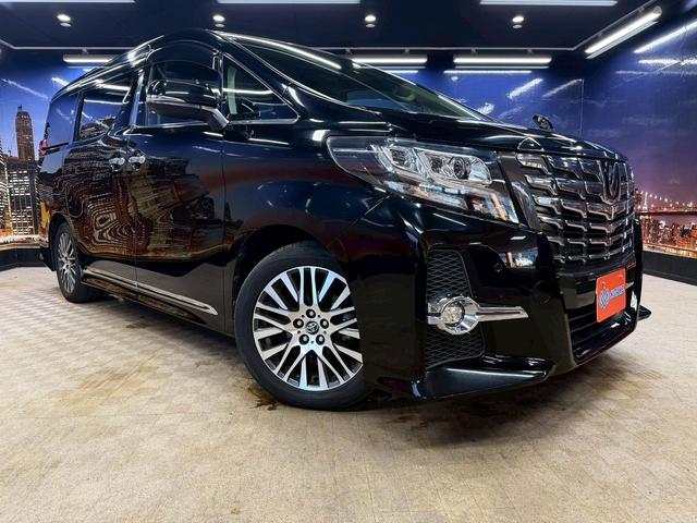 アルファード 2.5S Cパッケージ (禁煙車)(サンルーフ)(両側パワスラ)(純正フリップダウン)(純正SDナビ)(バックカメラ)(クルーズコントロール)(パワーシート)(パワーバックドア)(ビルトインETC)(純正18インチAW)(26枚目)