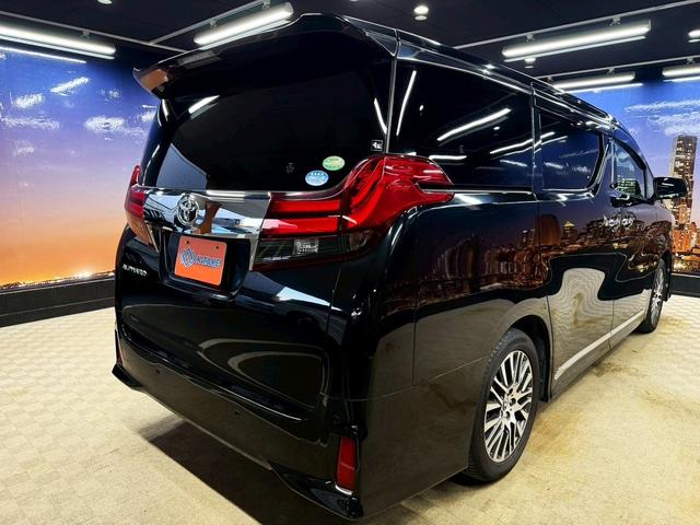 アルファード 2.5S Cパッケージ (禁煙車)(サンルーフ)(両側パワスラ)(純正フリップダウン)(純正SDナビ)(バックカメラ)(クルーズコントロール)(パワーシート)(パワーバックドア)(ビルトインETC)(純正18インチAW)(27枚目)