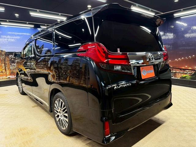 アルファード 2.5S Cパッケージ (禁煙車)(サンルーフ)(両側パワスラ)(純正フリップダウン)(純正SDナビ)(バックカメラ)(クルーズコントロール)(パワーシート)(パワーバックドア)(ビルトインETC)(純正18インチAW)(29枚目)