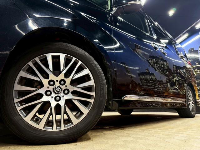 アルファード 2.5S Cパッケージ (禁煙車)(サンルーフ)(両側パワスラ)(純正フリップダウン)(純正SDナビ)(バックカメラ)(クルーズコントロール)(パワーシート)(パワーバックドア)(ビルトインETC)(純正18インチAW)(39枚目)