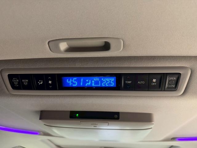 アルファード 2.5S Cパッケージ (禁煙車)(サンルーフ)(両側パワスラ)(純正フリップダウン)(純正SDナビ)(バックカメラ)(クルーズコントロール)(パワーシート)(パワーバックドア)(ビルトインETC)(純正18インチAW)(40枚目)