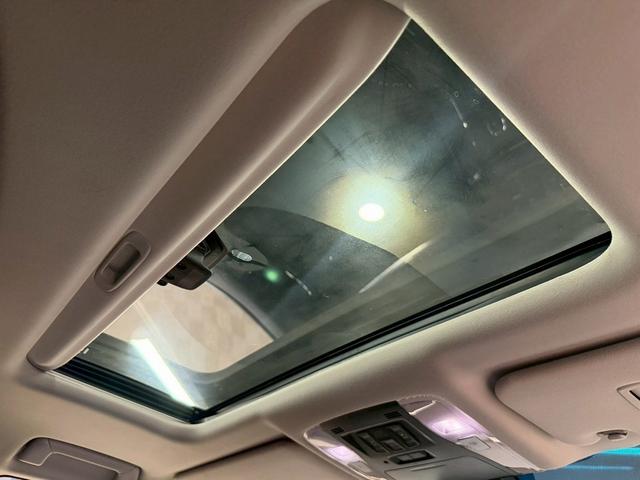 アルファード 2.5S Cパッケージ (禁煙車)(サンルーフ)(両側パワスラ)(純正フリップダウン)(純正SDナビ)(バックカメラ)(クルーズコントロール)(パワーシート)(パワーバックドア)(ビルトインETC)(純正18インチAW)(51枚目)