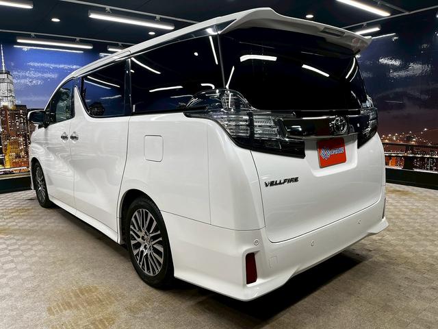 ヴェルファイア 2.5Z Gエディション (禁煙車)(黒半革シート)(両側パワスラ)(純正フリップダウン)(純正SDナビ)(バックカメラ)(レーダークルーズ)(パワーシート)(ステアリングヒーター)(電動リアゲート)(ETC)(純正18AW)(24枚目)