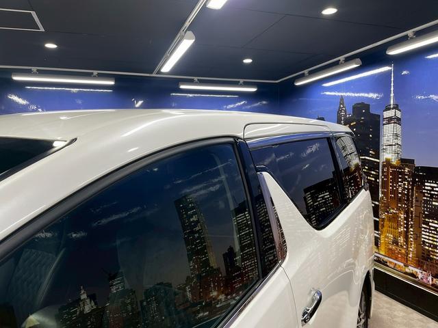 ヴェルファイア 2.5Z Gエディション (禁煙車)(黒半革シート)(両側パワスラ)(純正フリップダウン)(純正SDナビ)(バックカメラ)(レーダークルーズ)(パワーシート)(ステアリングヒーター)(電動リアゲート)(ETC)(純正18AW)(41枚目)
